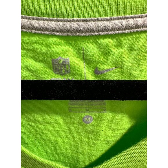 🍒 2/$20 🍒 Seahawks Bright Green Ladies V-Neck Fitted Tee sz M - Picture 3 of 5